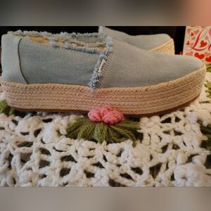 Toms Valencia Espadrille Women's Shoe